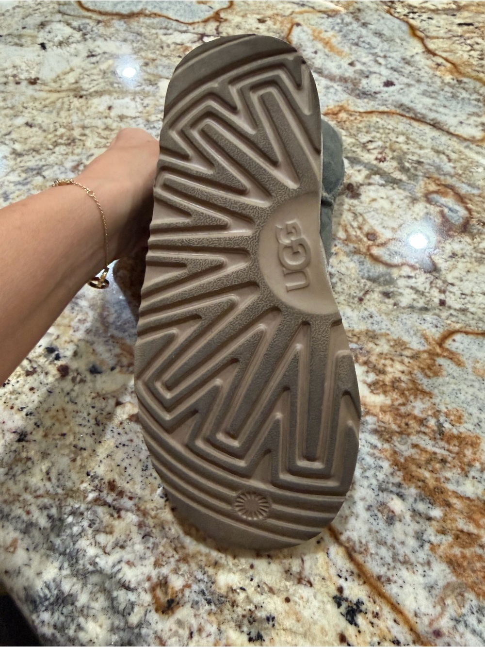Kids uggs - Picture 4 of 5